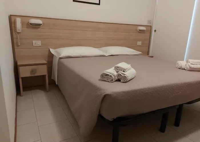 Szálloda Brezza Rimini