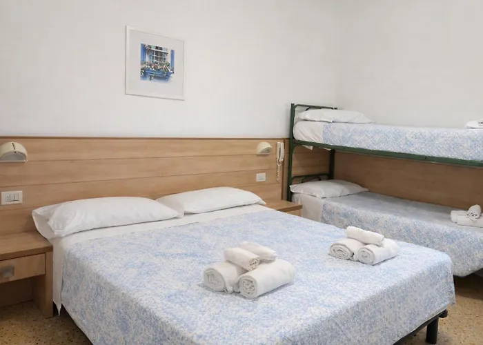 Brezza Hotel 3*